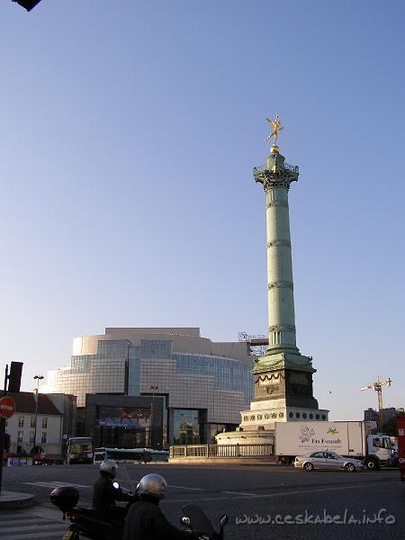 0006 - v pozadi Opera Bastille.JPG