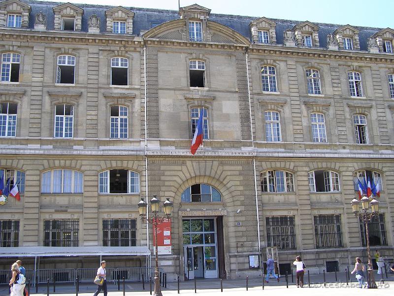 0128 - Policejni prefektura.JPG