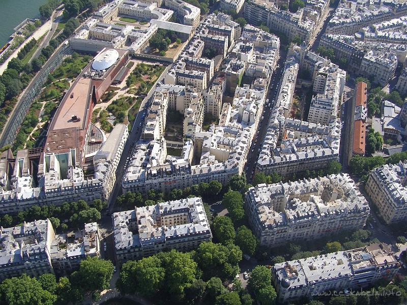 0212 - pohled z Eifelovky.JPG