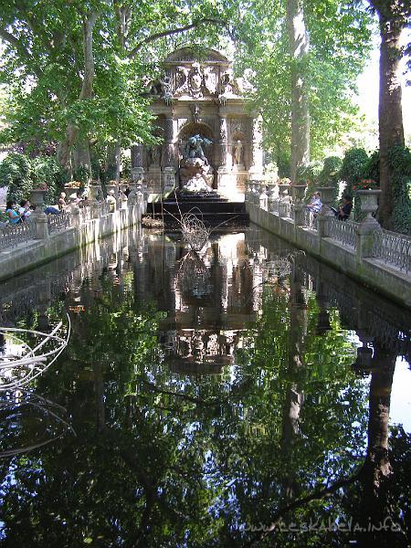 0358 - v Lucemburskych zahradach.JPG