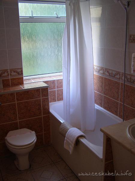 0747 - King Charles Hotel v Gillinghamu.JPG