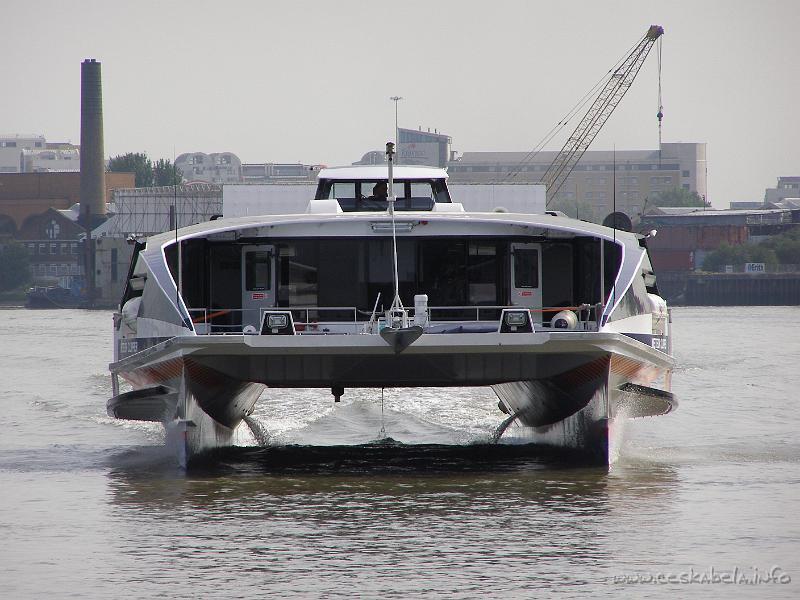 0905 - Thames Clippers.JPG